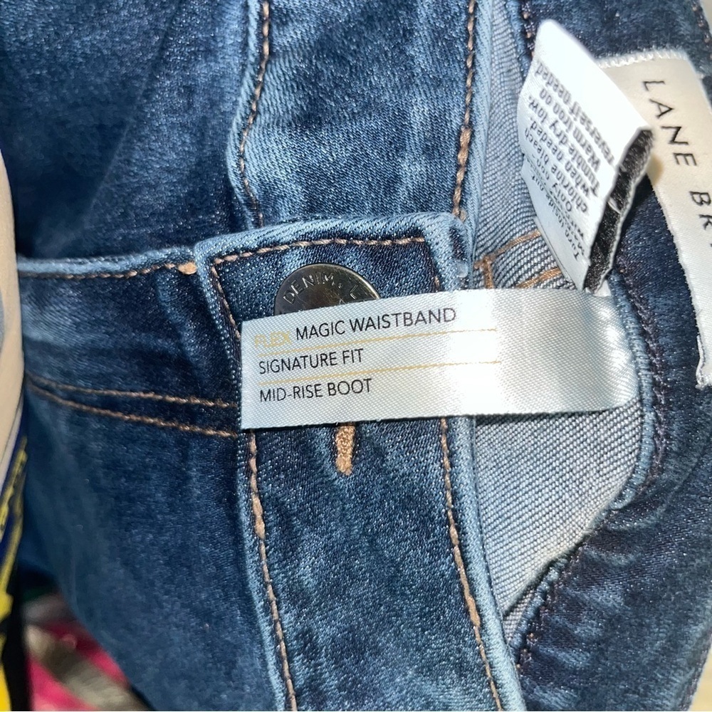 Lane Bryant Signature Bootcut Jeans Magic Waistband Mid Rise Dark Wash 28 - Picture 7 of 8
